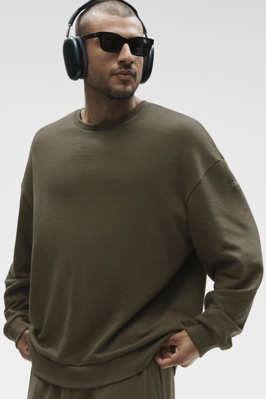 Chill Crew Neck Pullover - Olive Tree - Image 3