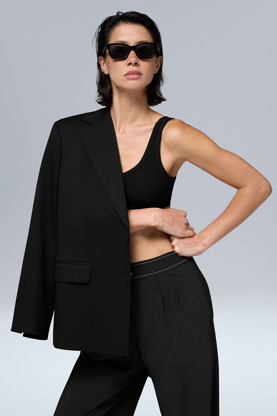 First-Class Blazer - Black - Image 2