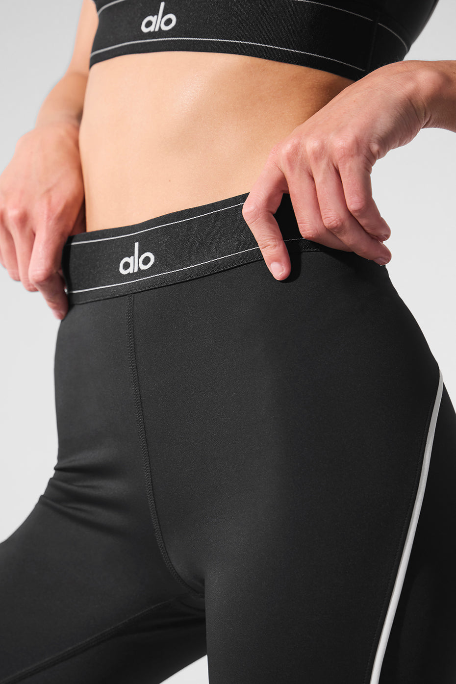 Airlift High-Waist Suit Up Legging - Black/White - Image 4