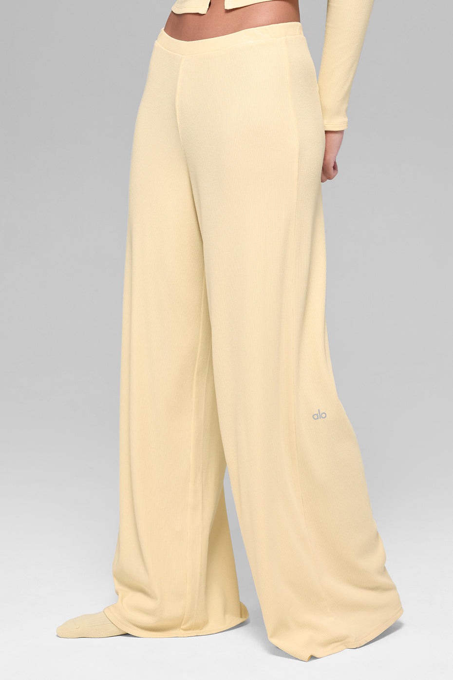 Mid-Rise Dreamlight Straight Pant - Candlelight Yellow - Image 3
